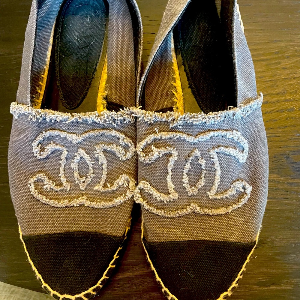 COPY - Vintage CHANEL single sole espadrille
